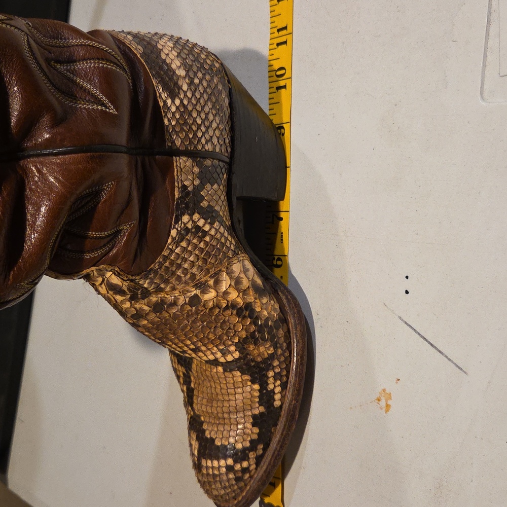 Dan Post Snake Skin Cowboy Boots Men's Size 6.5 C Approx Women's Size 8 C - Picture 16 of 17